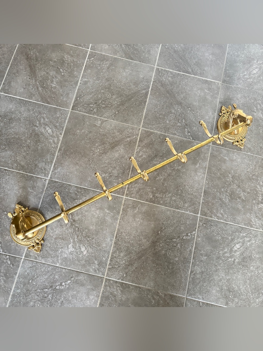 Vintage 3.5 ft Brass Horse Head Tack Rack Coat Rack, Equestrian Entryway 5 Hooks - Picture 15 of 16